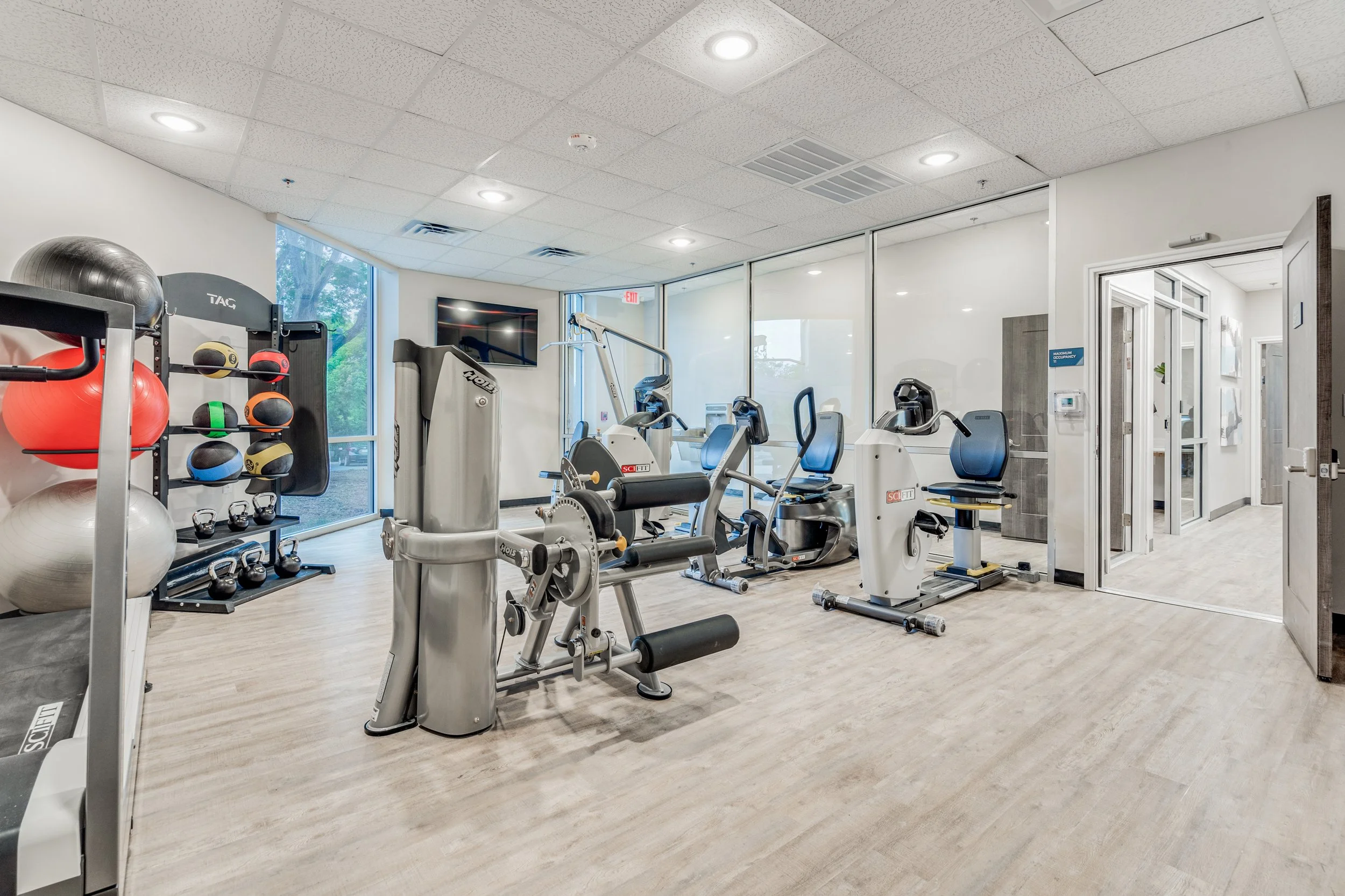 8550-midpark-rd-dallas-tx-75240-High-Res-13.jpg