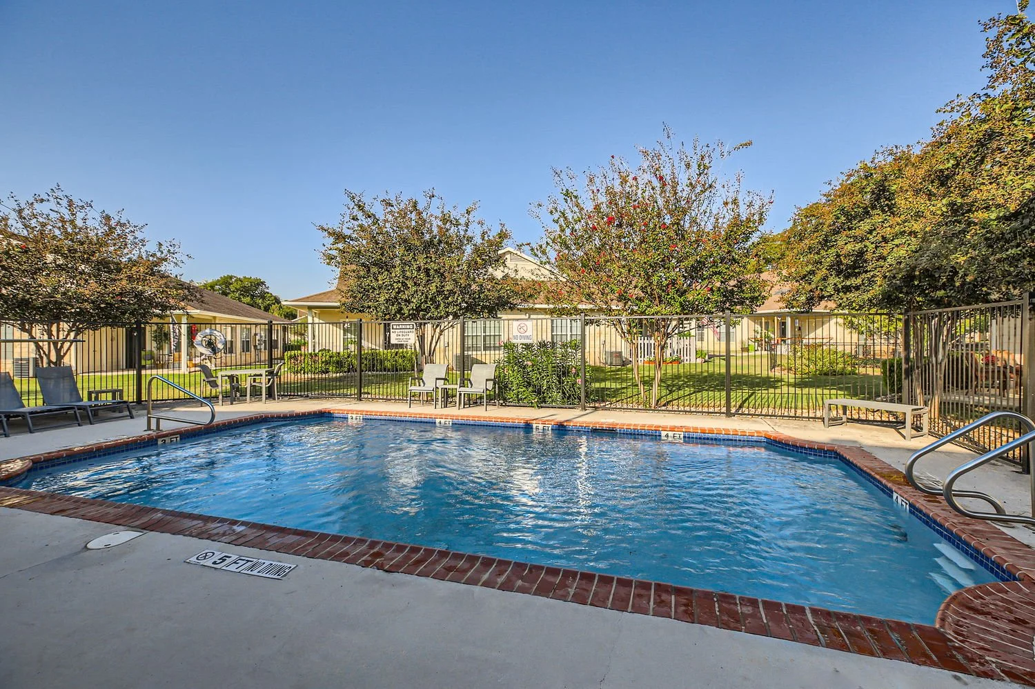 pool 3.jpg