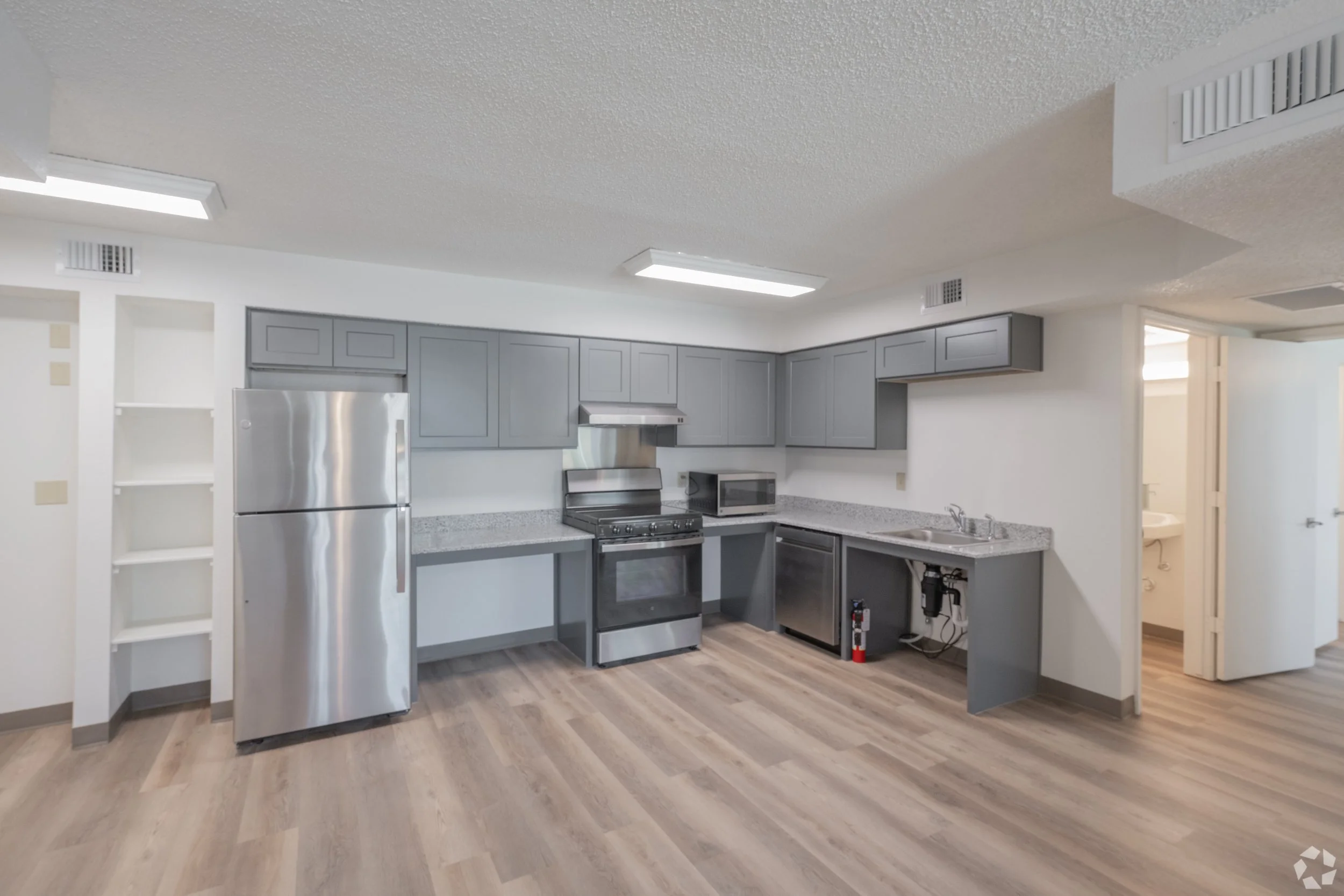 2BR, 2BA - Kitchen.jpg