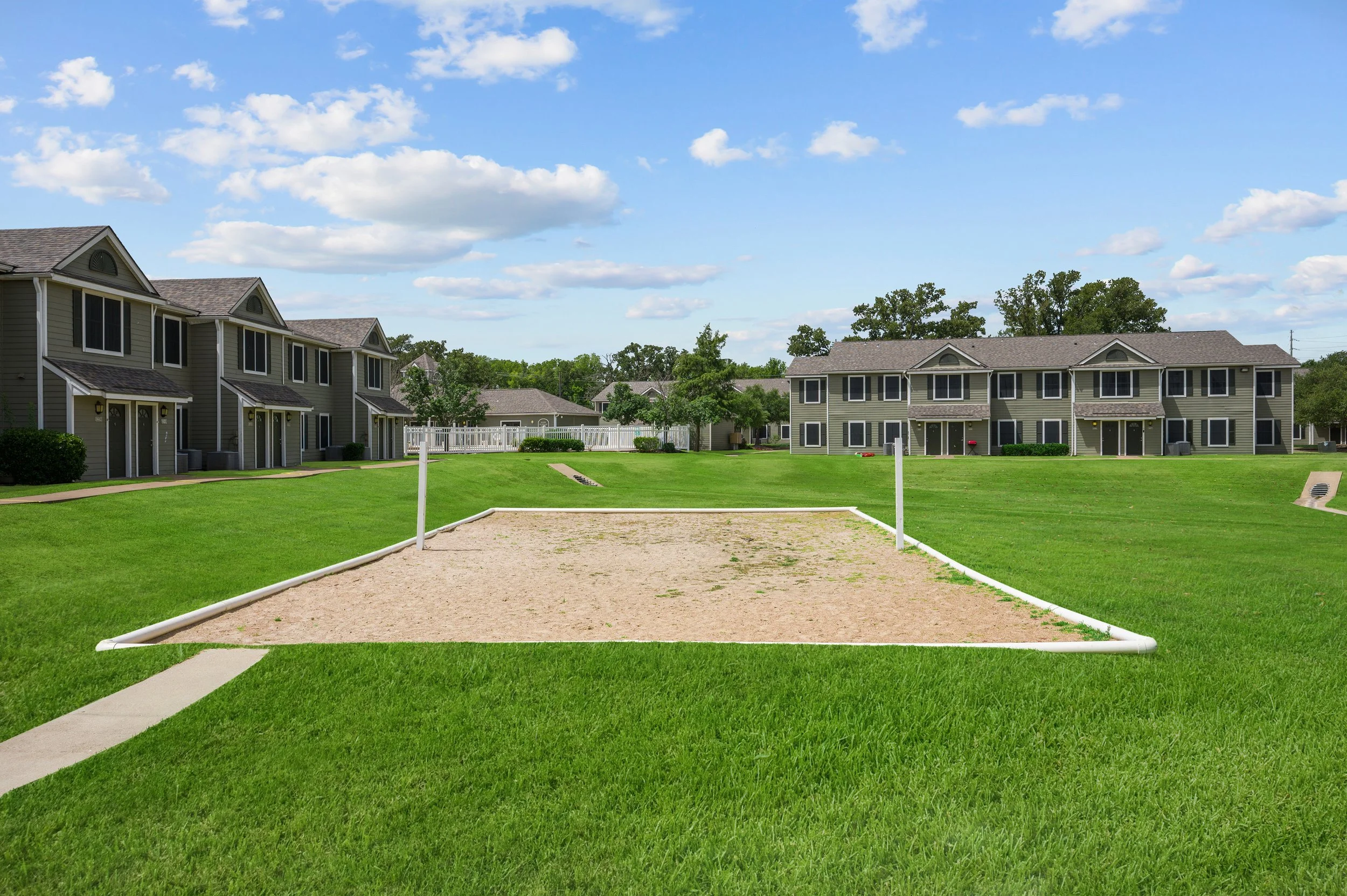 Saddlewood Club 8.jpg