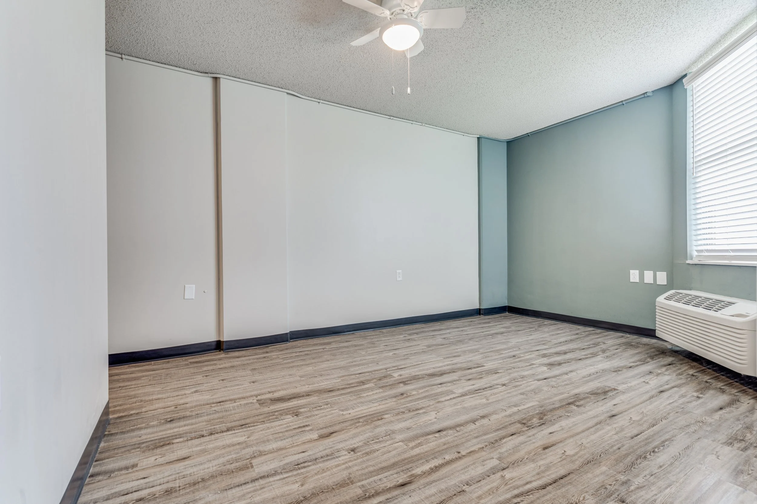 8550-midpark-rd-dallas-tx-75240-High-Res-7.jpg