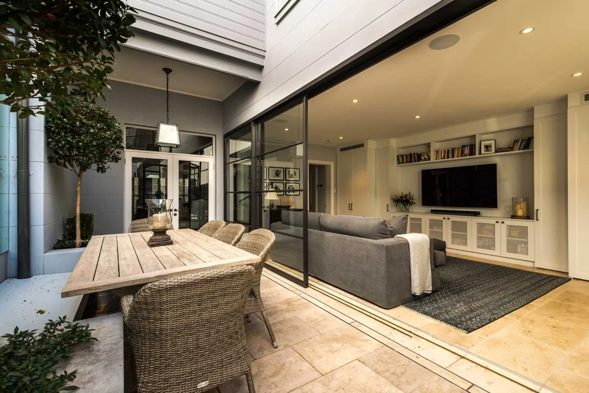 Woollahra Terrace Courtyard Sliding Wall