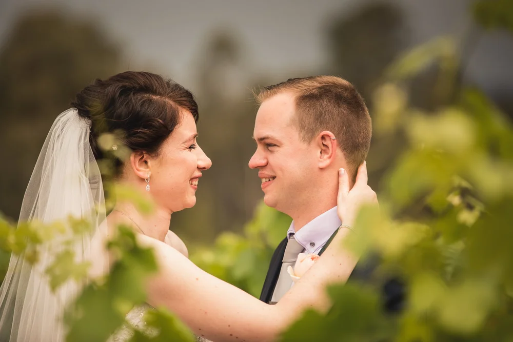 Hunter Valley elopement couple