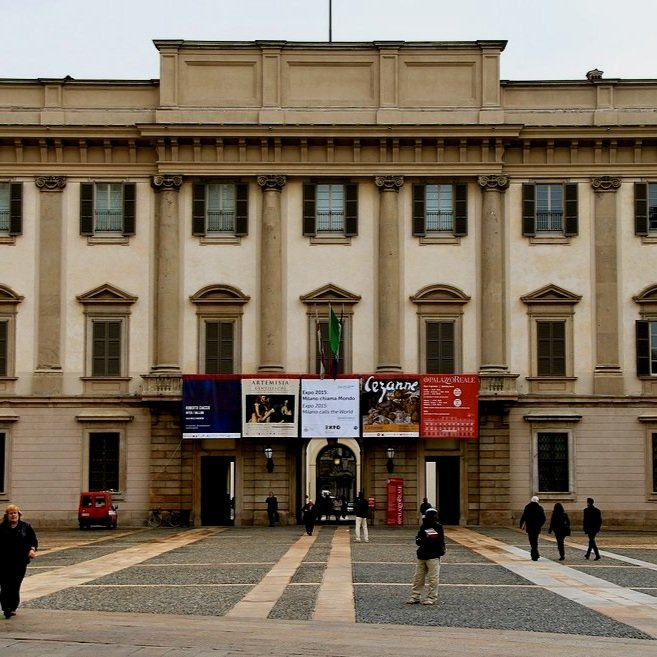 Palazzo-Reale-Milano-Lombardy-Italy.jpg