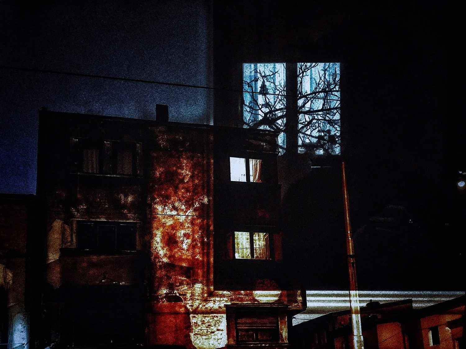 putrid space © Alexandra Crisbășan