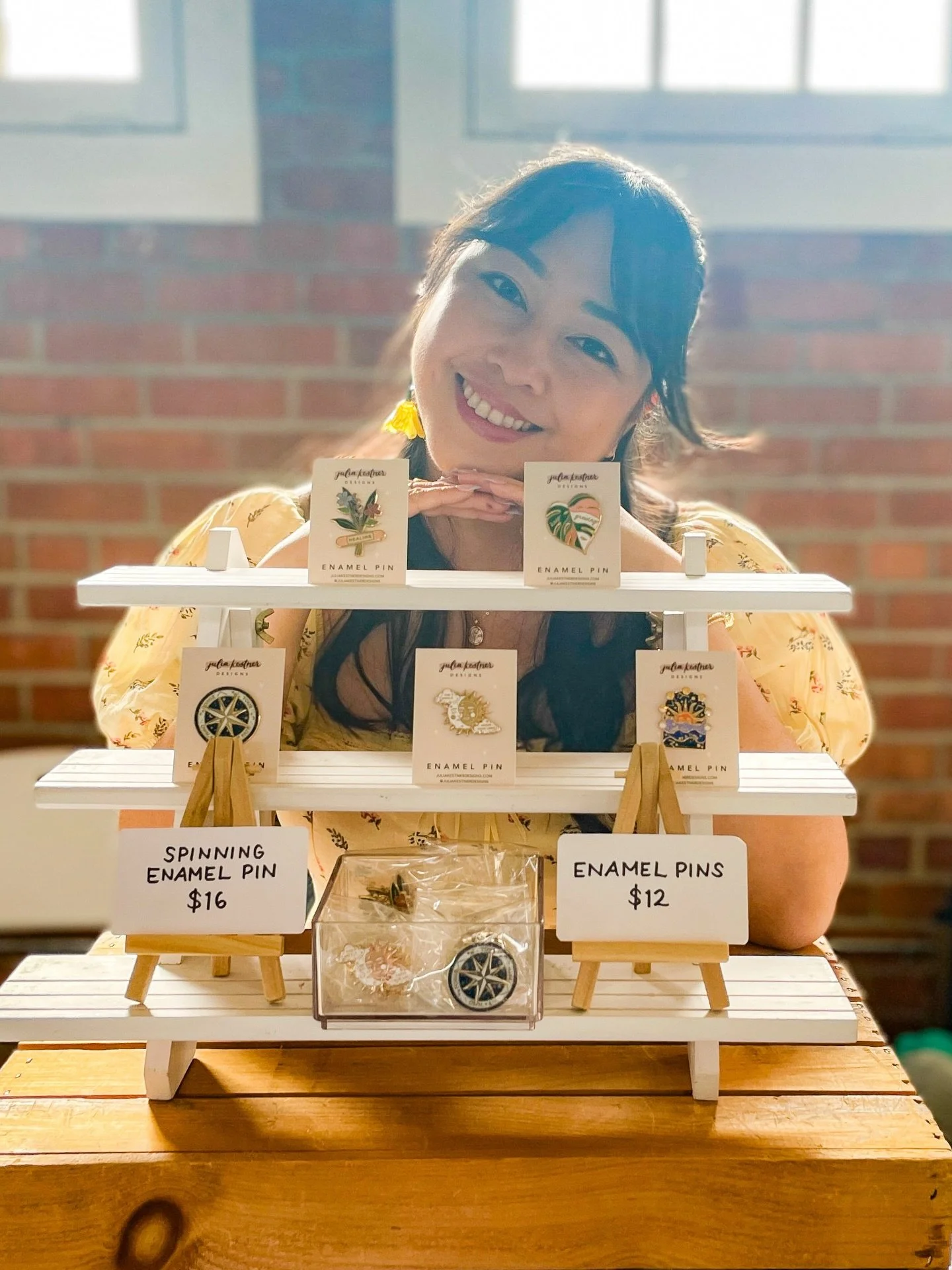 San Diego friends! I&rsquo;ll be at @marketsformakers this weekend and I&rsquo;d love to see you there!

Join me at Broadway Pier @portofsandiego this weekend, May 16th &amp; 17th, from 11am-5pm. 🤗

What to expect:
💖 90+ makers &amp; small business