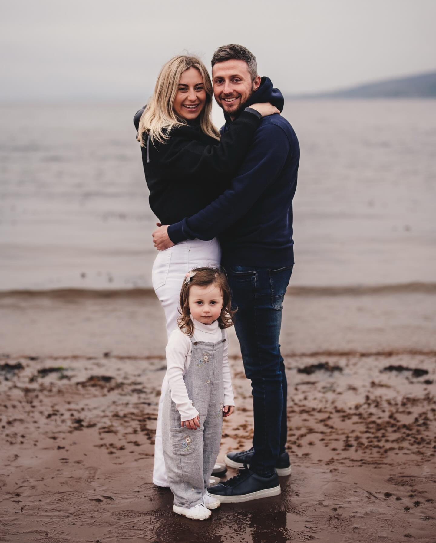 Less than 24 hours to go now for this wee amazing team, Sarah, Conor and their beautiful wee girl Loah as we all get ready for a brilliant day tomorrow for their waddin.

Buzzing for the day, prep, then ceremony at Inverkip Church, then a short hop t