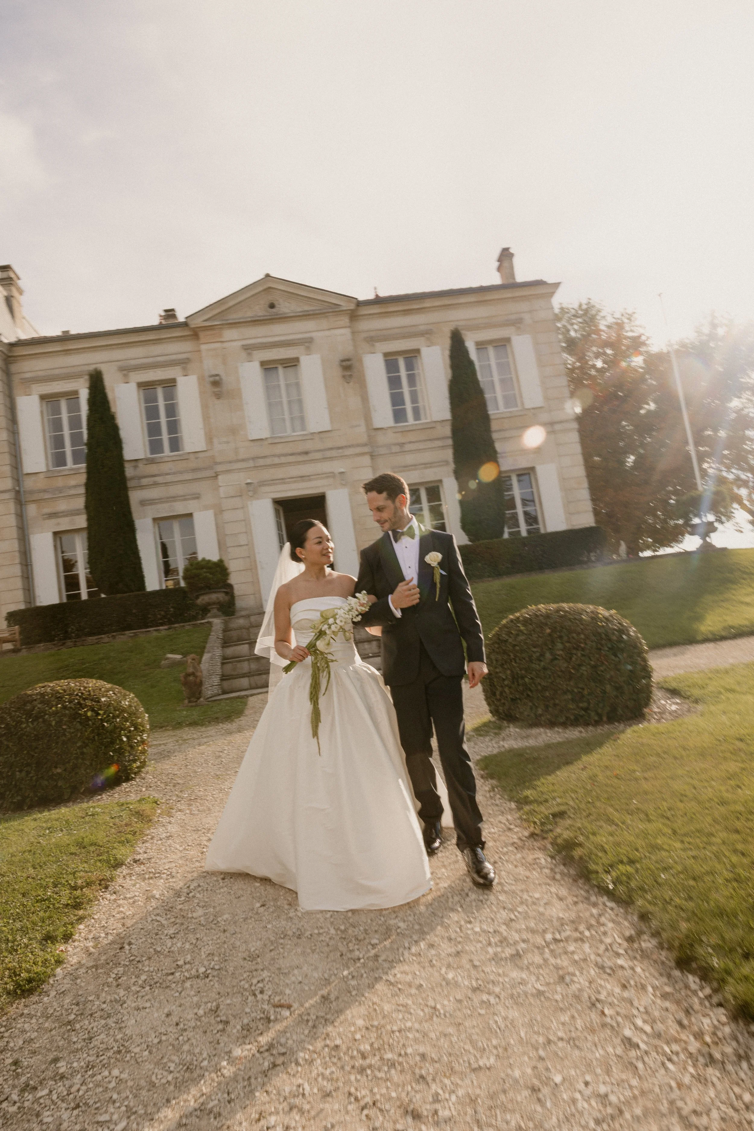 Tiffany and Benoit - International wedding in Chateau de Garde - Bordeaux France Europe (620 de 1227).jpg