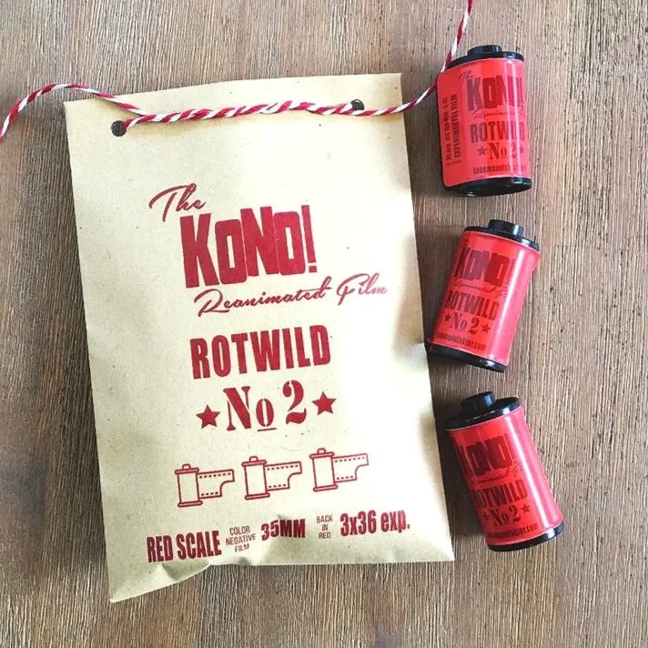 🎁 Gift Favorit - KONO! ROTWILD No2 35mm Redscale, 3x 35mm color negative photo film, á 36 exp.