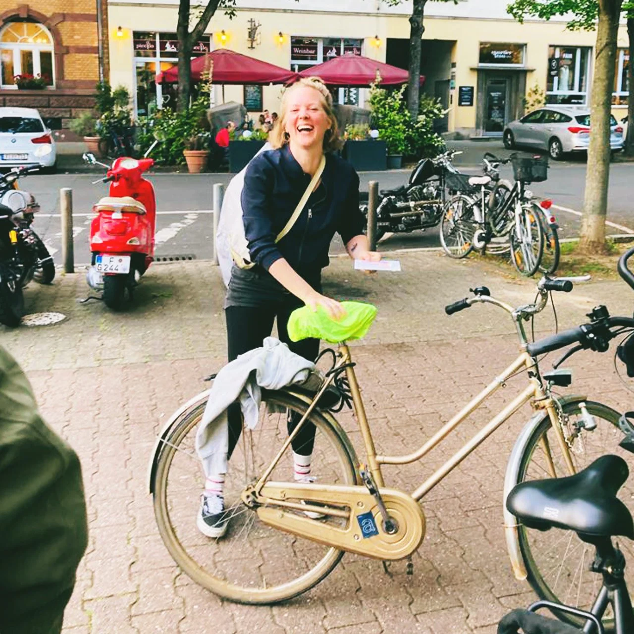 Helene-Uhl-Designerin-Frankfurt-Illustratorin-Grafikerin-Speyer-Mannheim-Mainz-Berlin.jpg