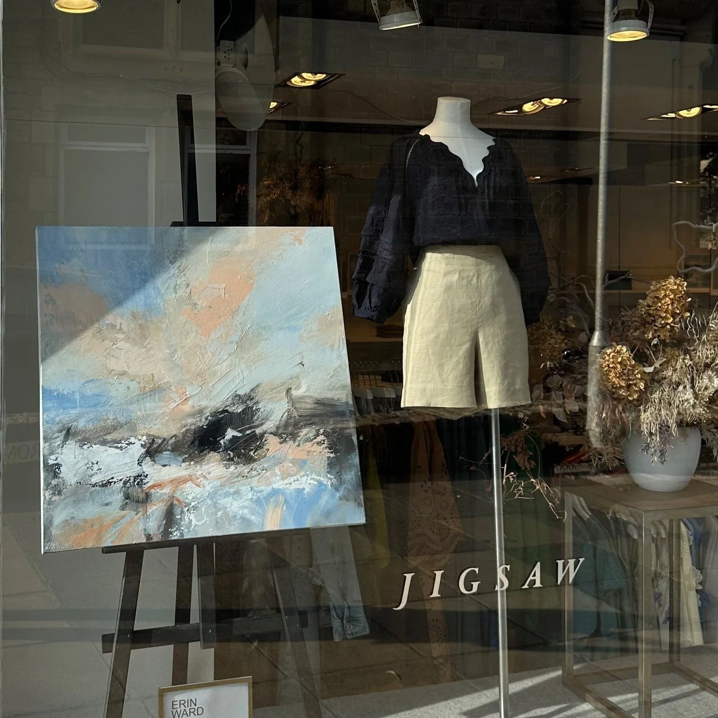 Jigsaw x Erin Ward

&lsquo;High Flying Clouds&rsquo; - 76x76cm
&pound;2495

One of my favourite paintings of the year is in the window of Jigsaw, Ilkley! 

Jigsaw are showcasing a collection of my latest works from Saturday 16th August until 30th Aug