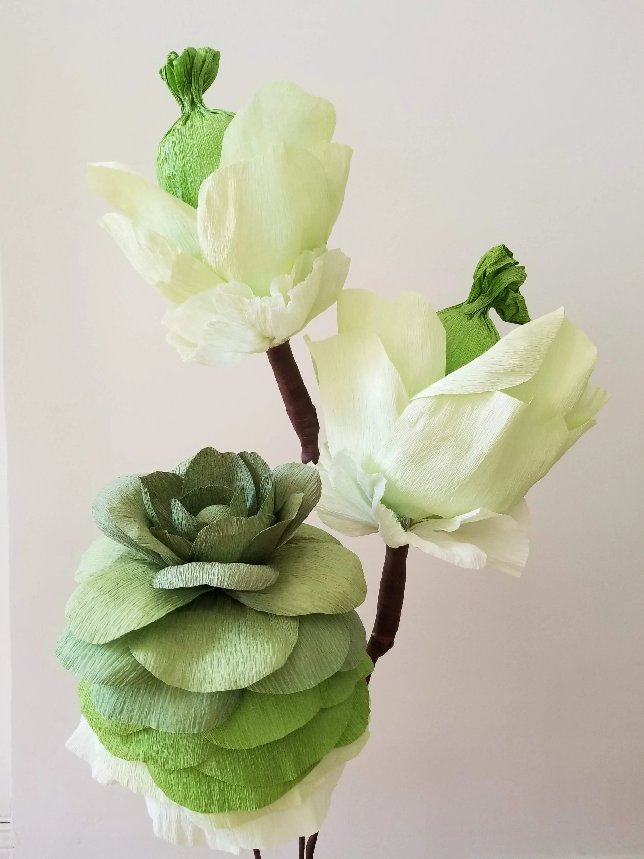 freestanding giant paper flowers