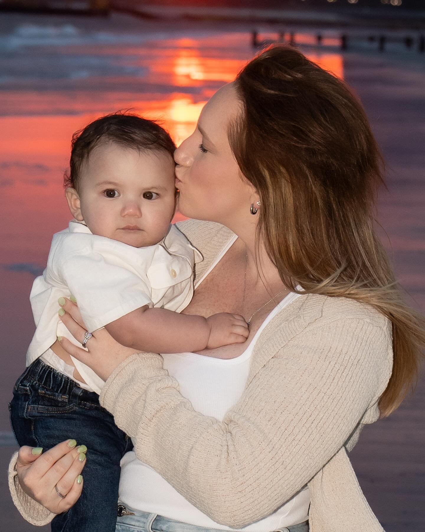 My second shoot with this little guy &amp; his family.  #year1 #familyphotography #sunset #familyportraits #brigantinebeach #maternityshoot