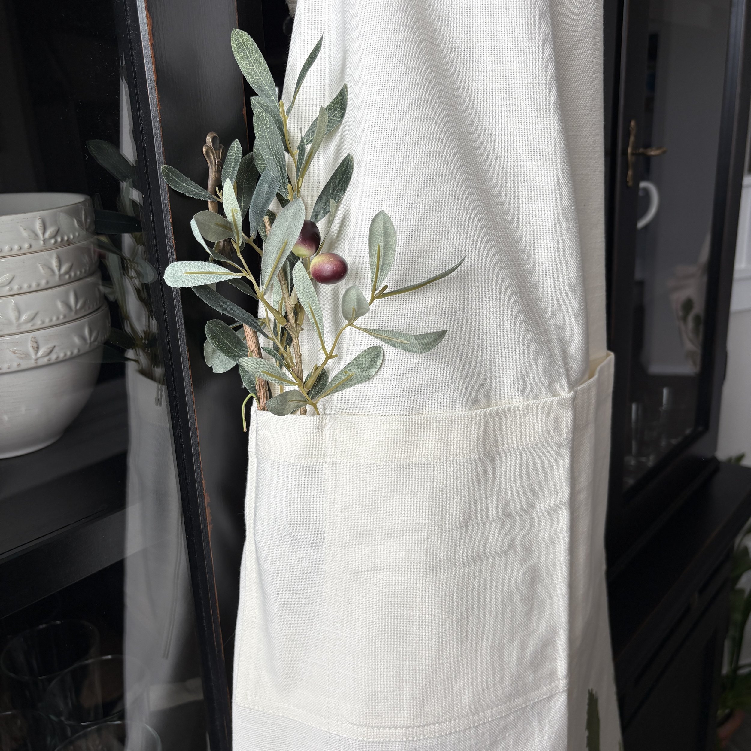 Organic Cotton Apron Pocket Detail.JPG
