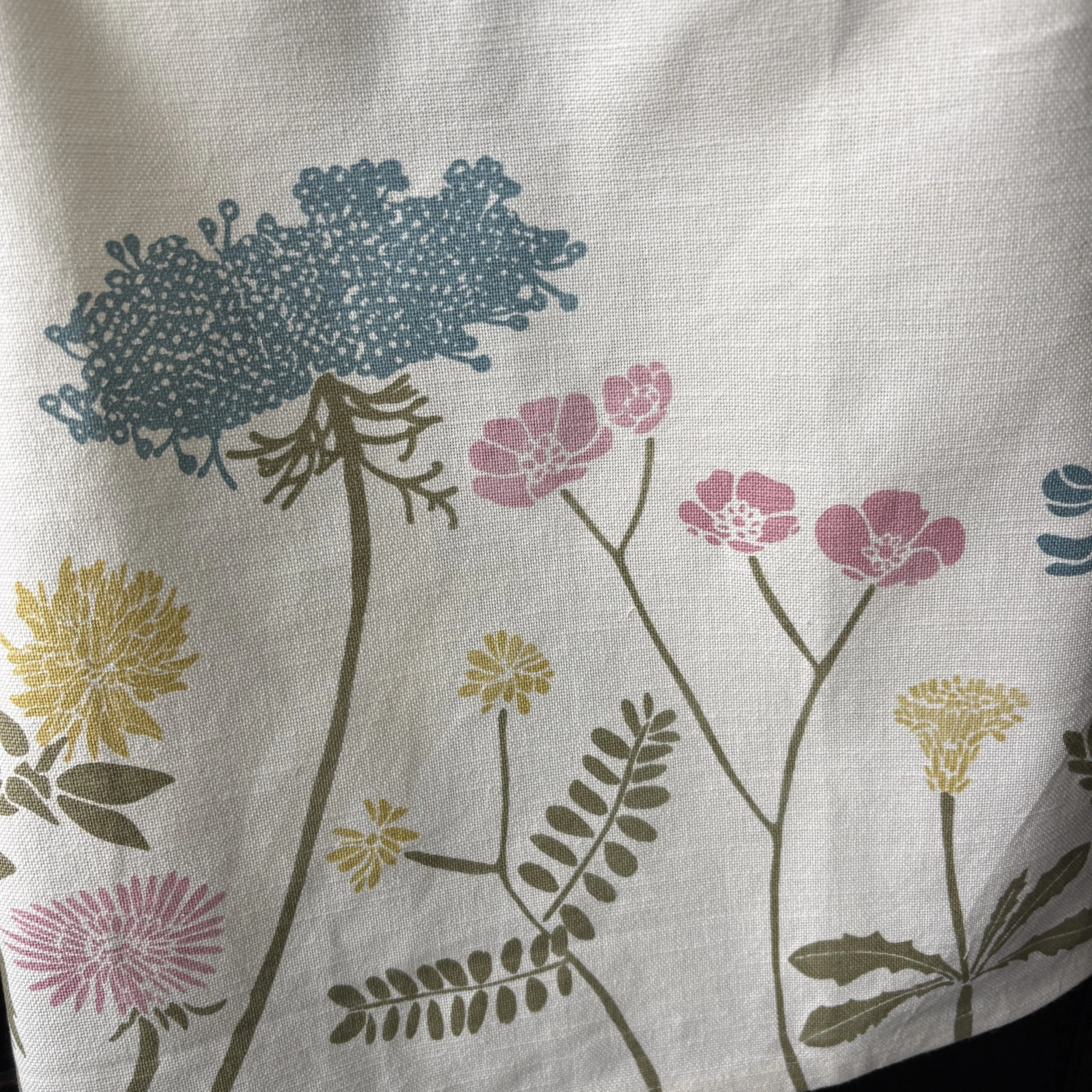 Meadow Organic Cotton Apron Detail.JPG