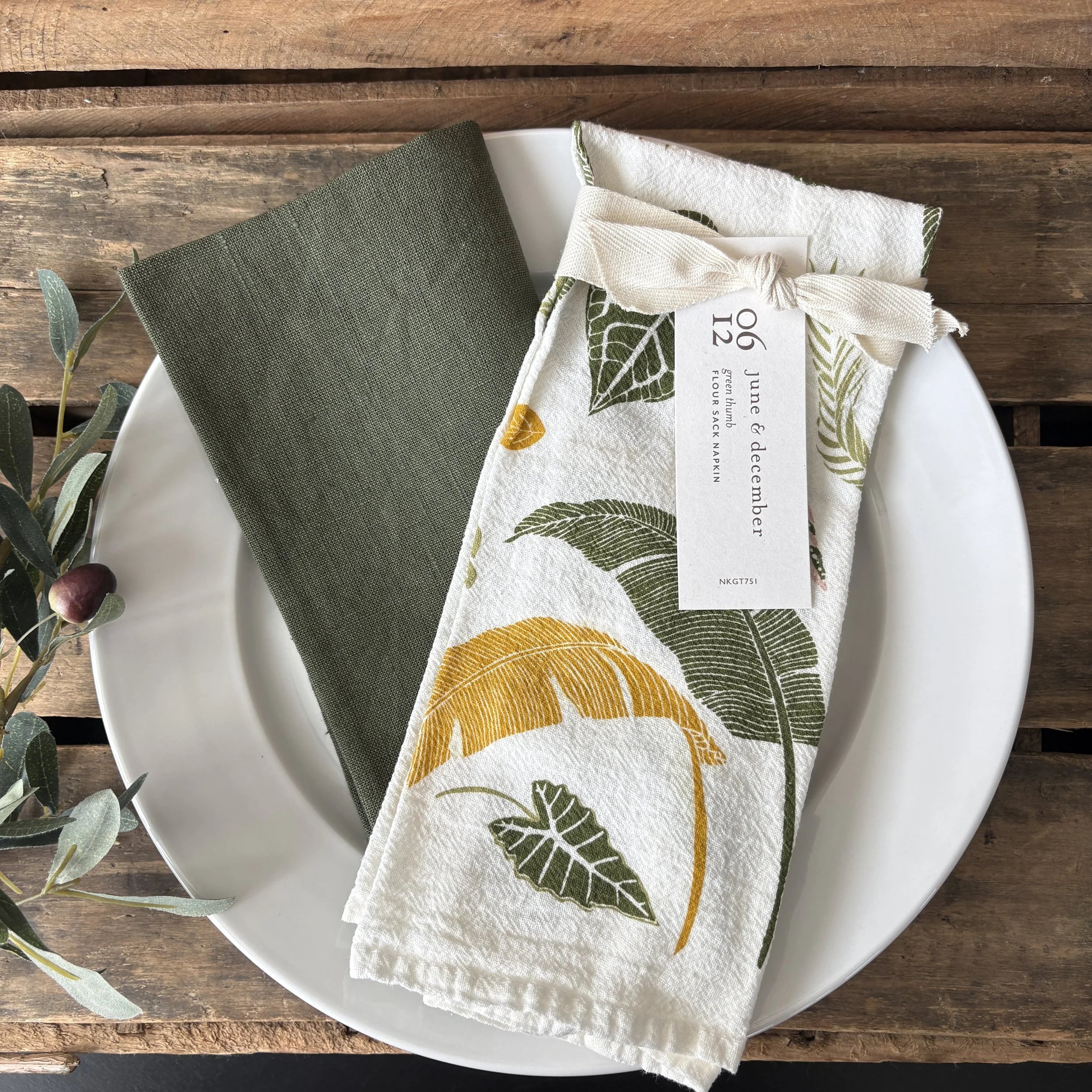Green Thumb Cotton Napkin with Olive Linen Napkin.JPG
