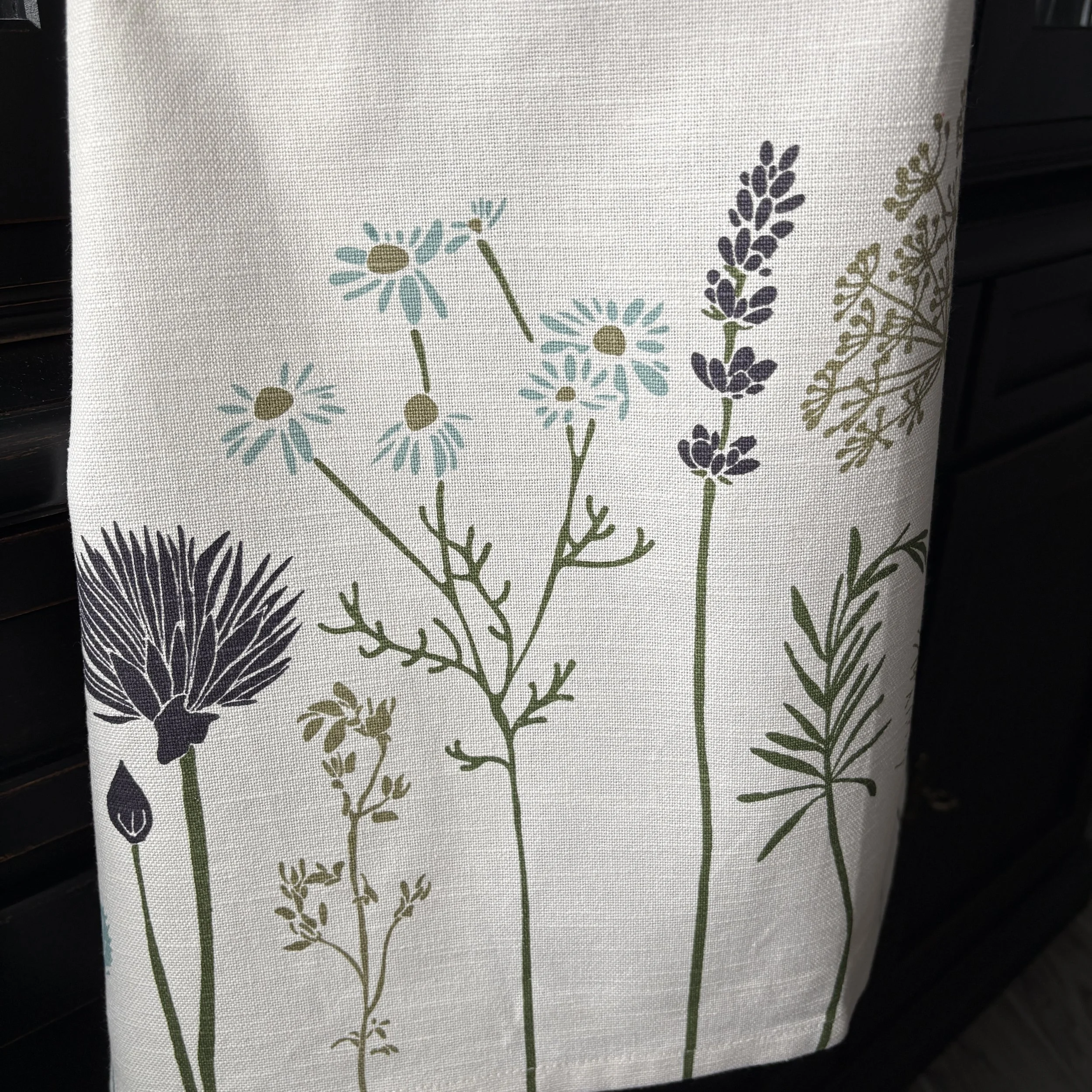 Garden Herbs Organic Cotton Apron Detail.JPG