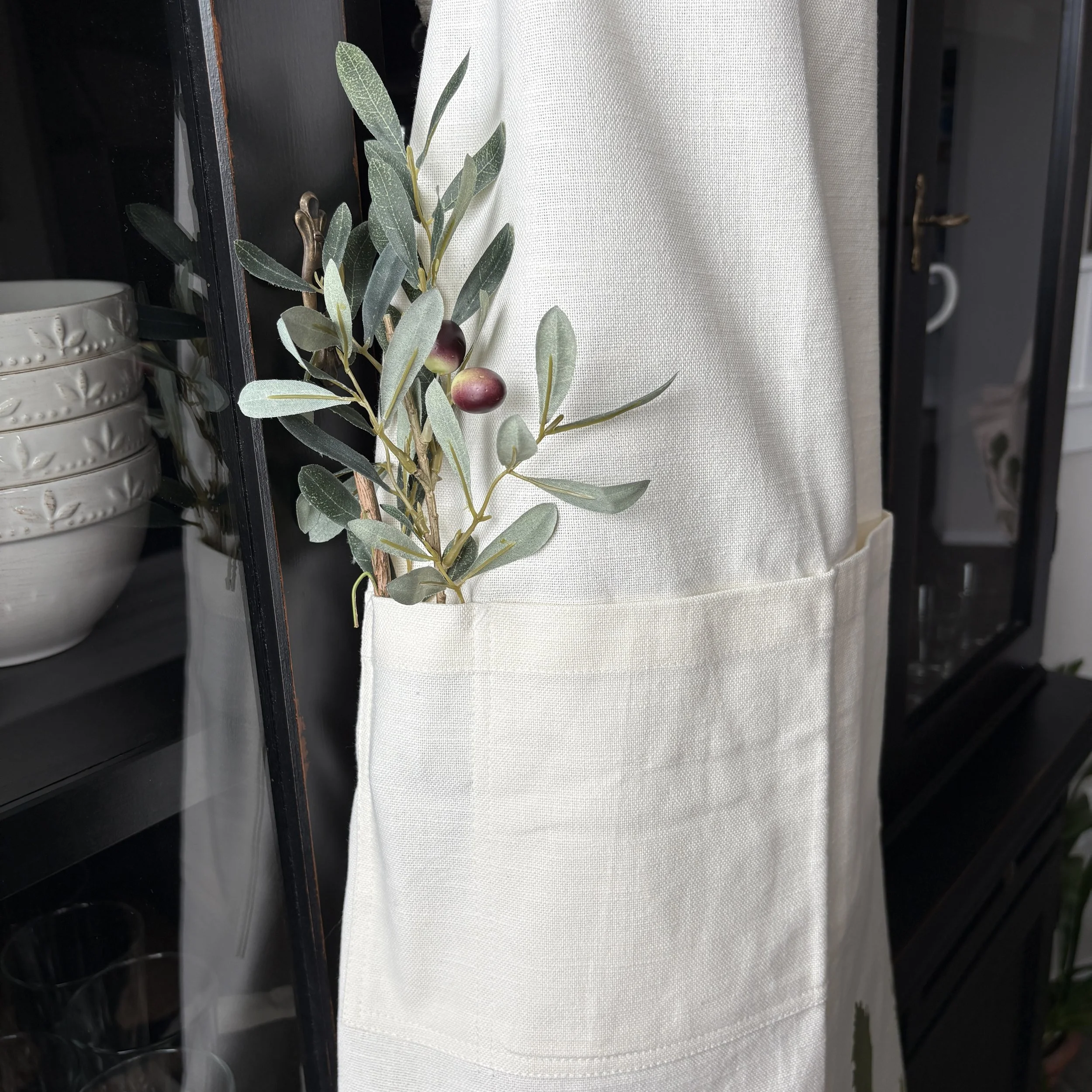 Organic Cotton Apron Pocket Detail.JPG
