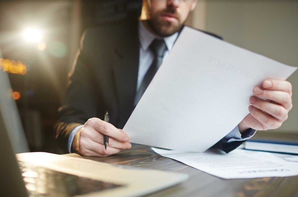 Early Bird 23 de enero - Mercados inician semana con el pie derecho a la espera de reportes corporativos importantes
