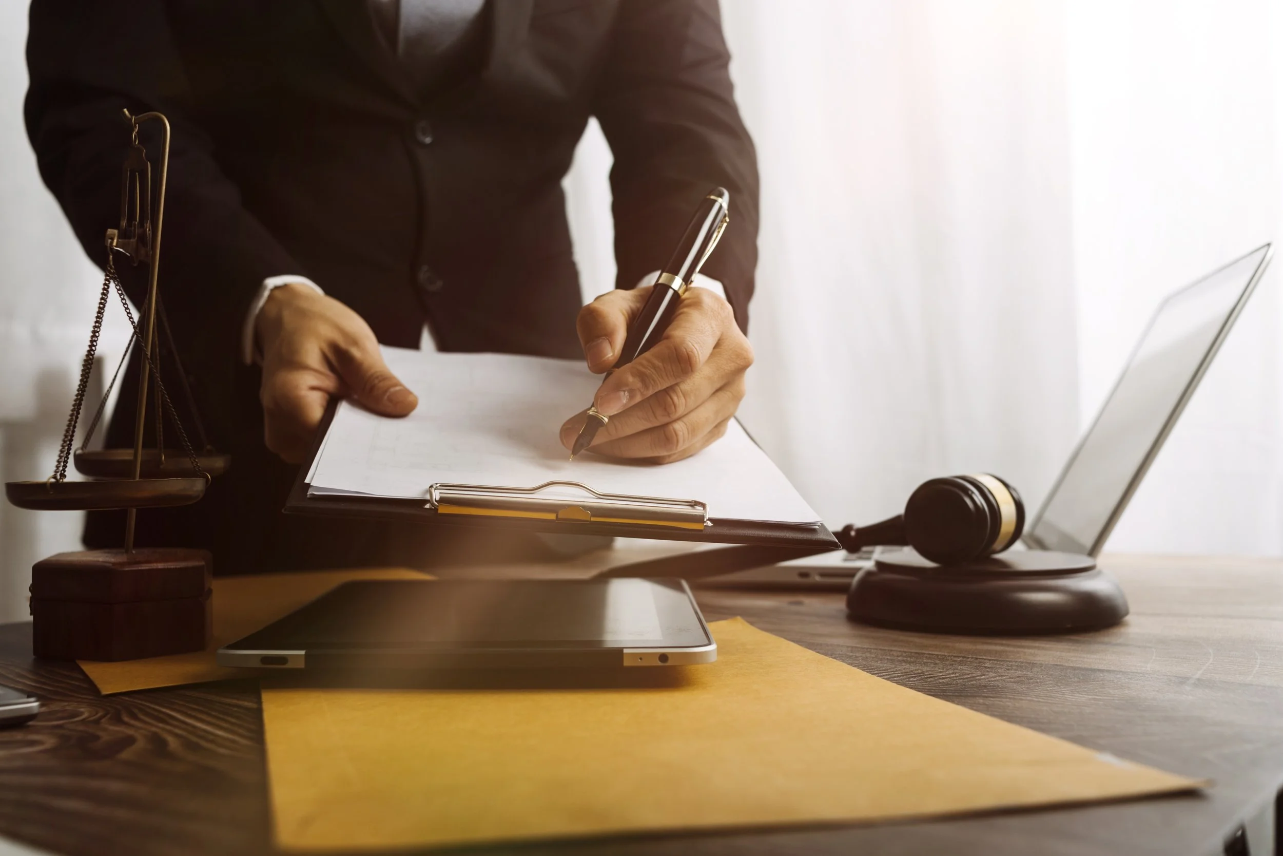 Early Bird 06 de febrero - Decisiones de bancos centrales, legisladores americanos contra DeepSeek y más