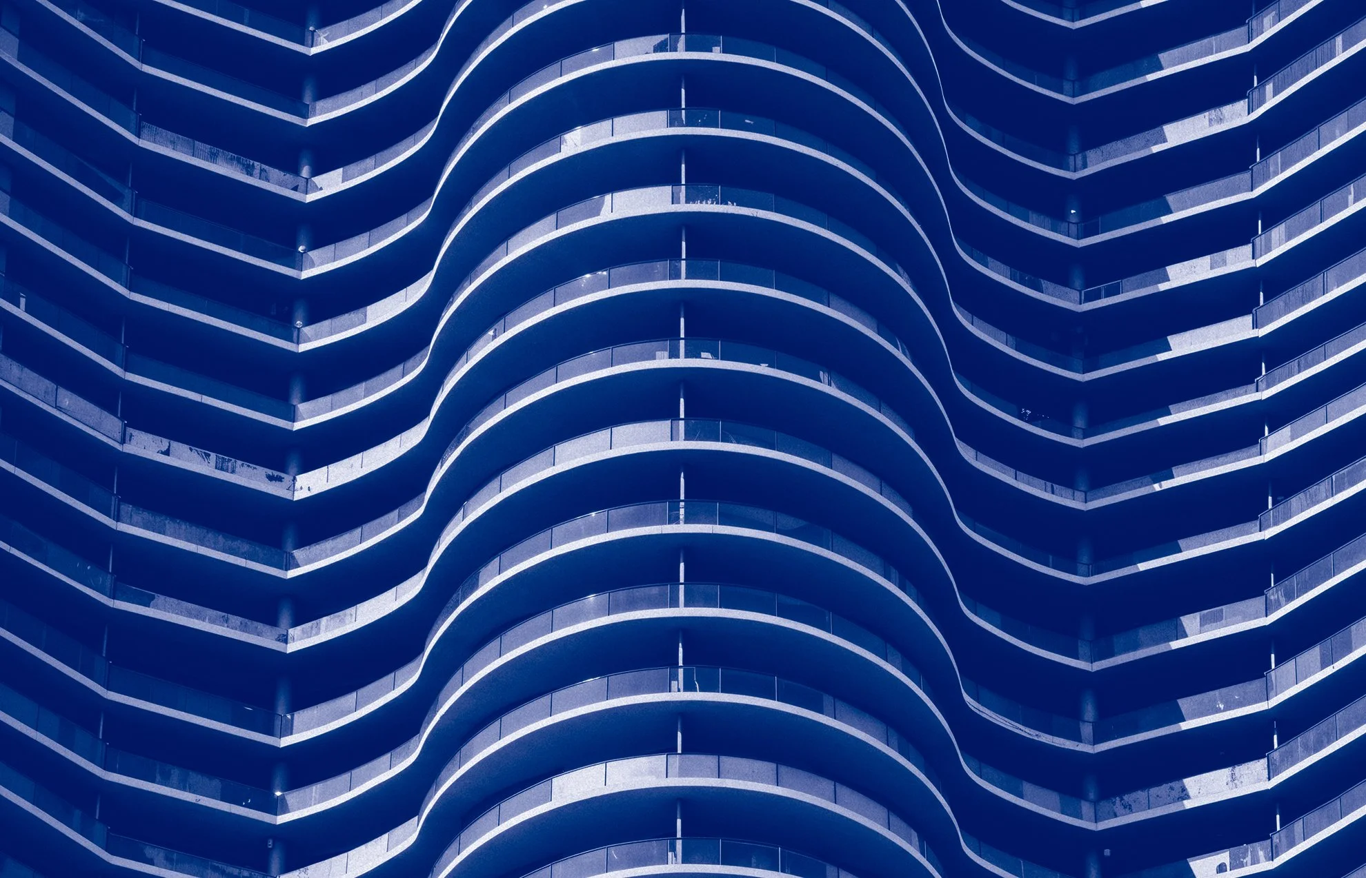 Early Bird 26 de marzo - Tensión en el estrecho de Ormuz, la guerra y las presiones inflacionarias, decisión de Banxico y más