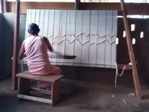 Junita-weaving-hammock.jpg