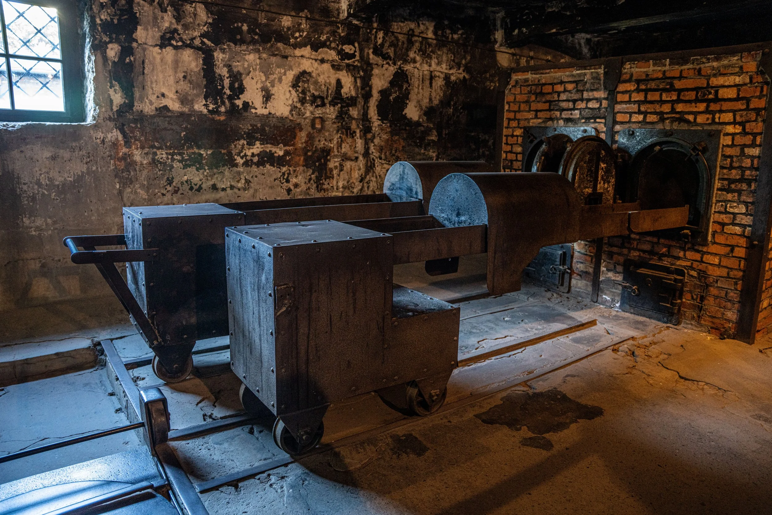 Cold machines of extermination. The place where bodies disappeared, but where memory resists forever.