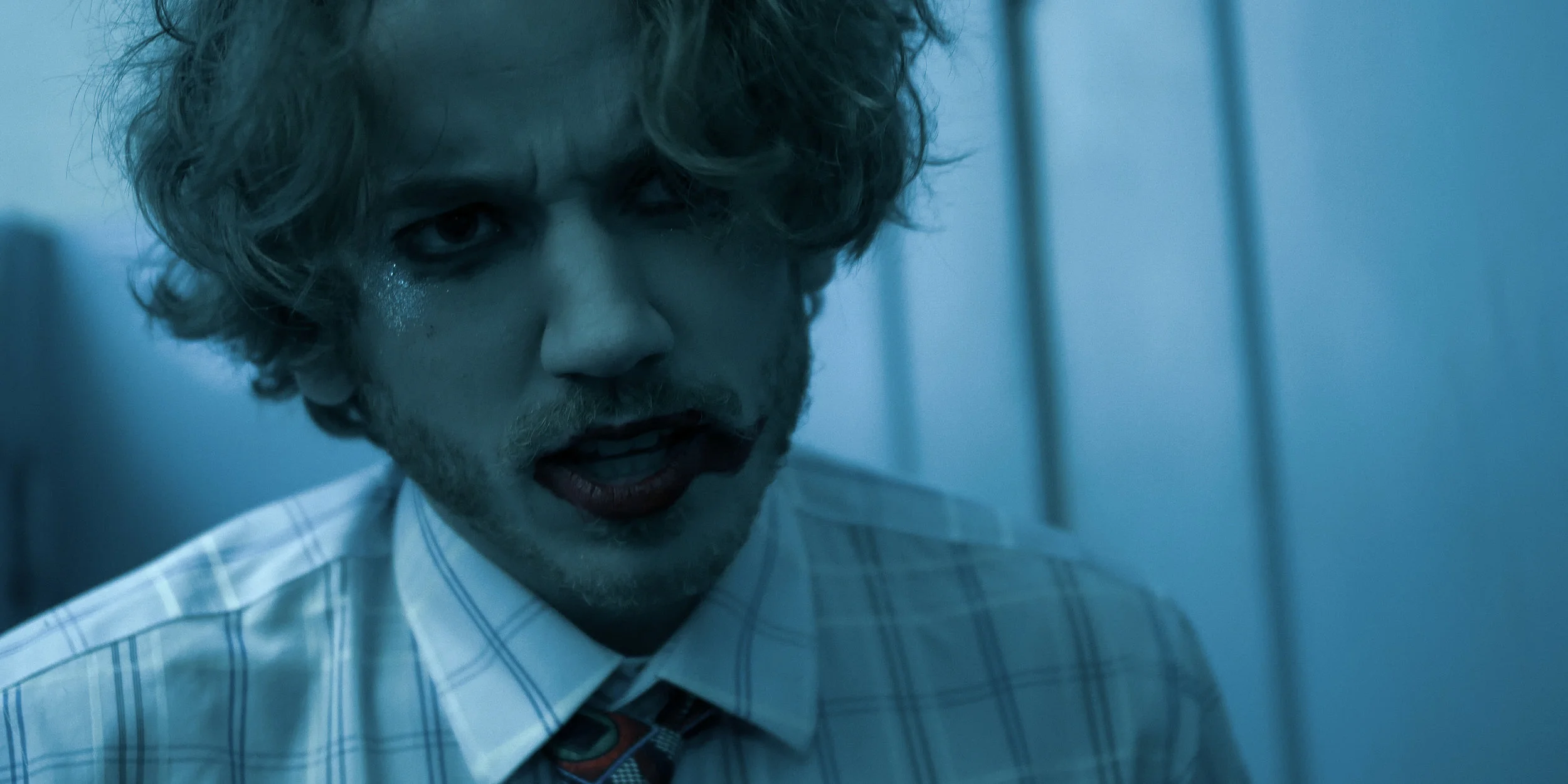 Sequence 02.00_00_33_17.Still002.jpg