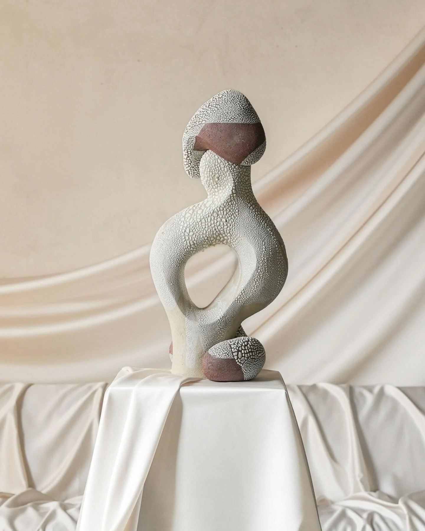 Oh, the balance. I dream of pieces and techniques, sometimes I leap right in, other times I let the idea linger, percolate, and slowly take shape.
This piece was my first exploration of creating multiple forms that connect, pieces that can stand alon