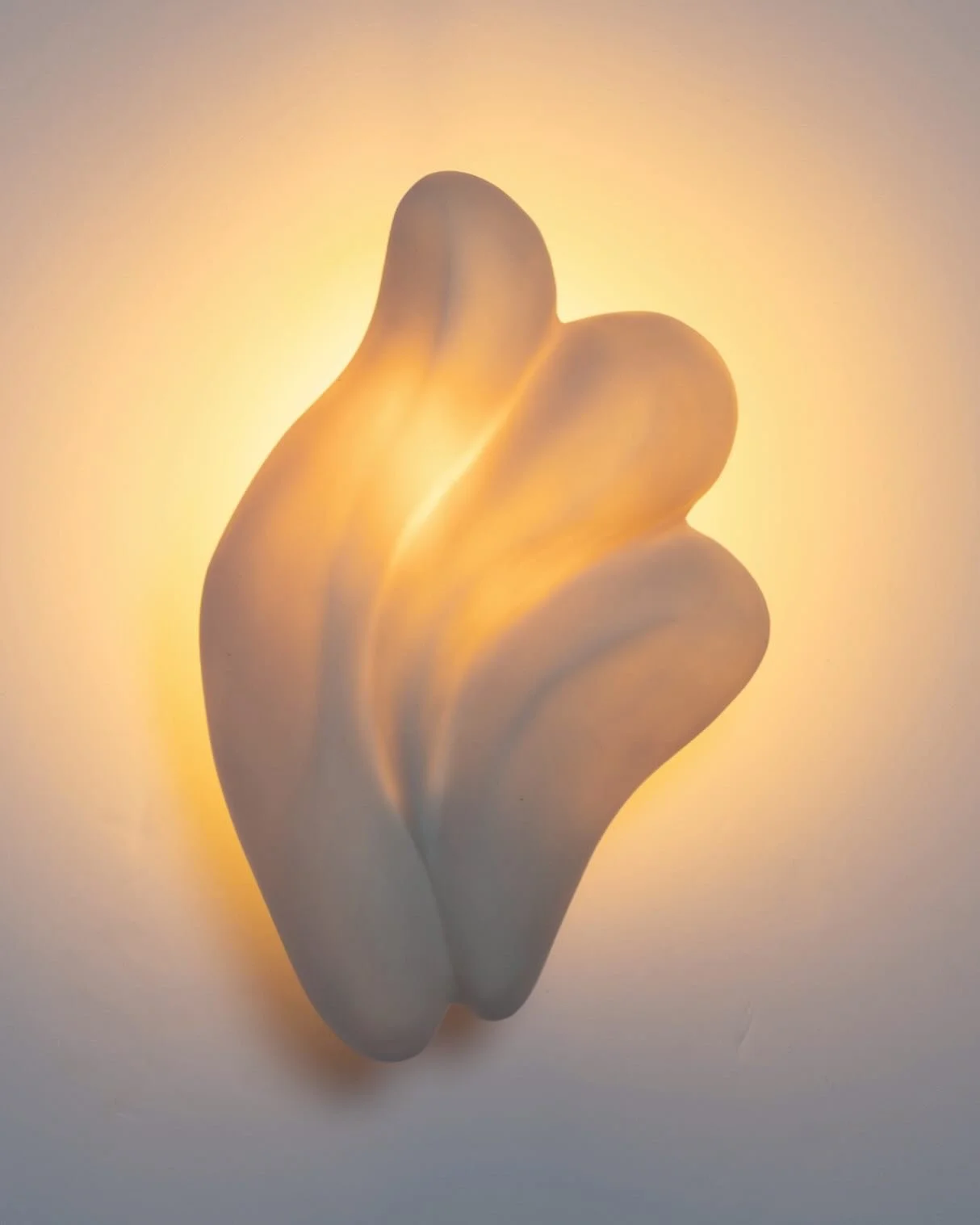 Honored to be showing at this year&rsquo;s DUDD LITE, curated by @duddhaus x @thefutureperfect .
On view May 19 &ndash; June 26
8 Saint Lukes Place, New York

My piece, Wing, was inspired by the comfort and quiet safety of night lights. When I asked 