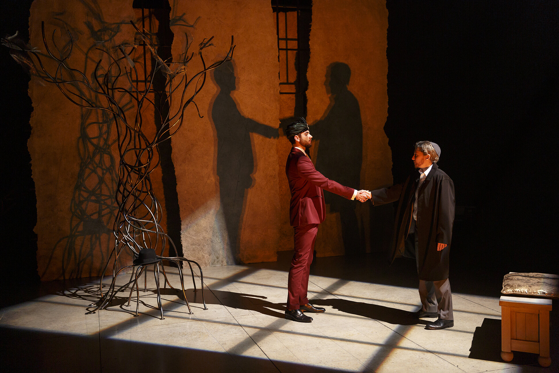 0271_Nathan the Wise_On The Run.jpg