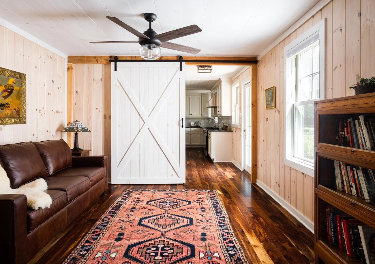 Honeys Farmhouse Semi Private Room (wecompress.com) (1).jpg