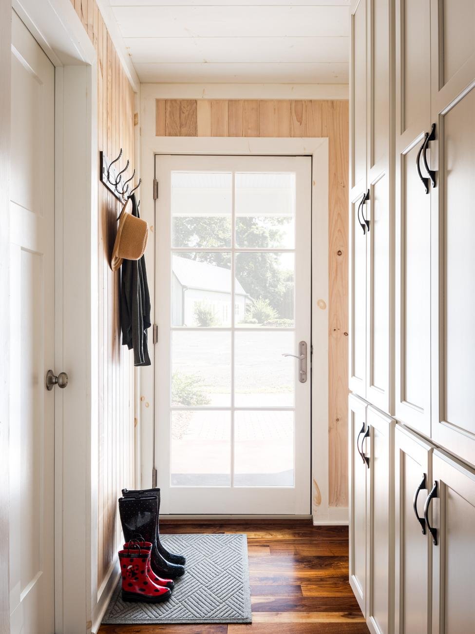 Honeys Farmhouse coat rack (wecompress.com).jpg