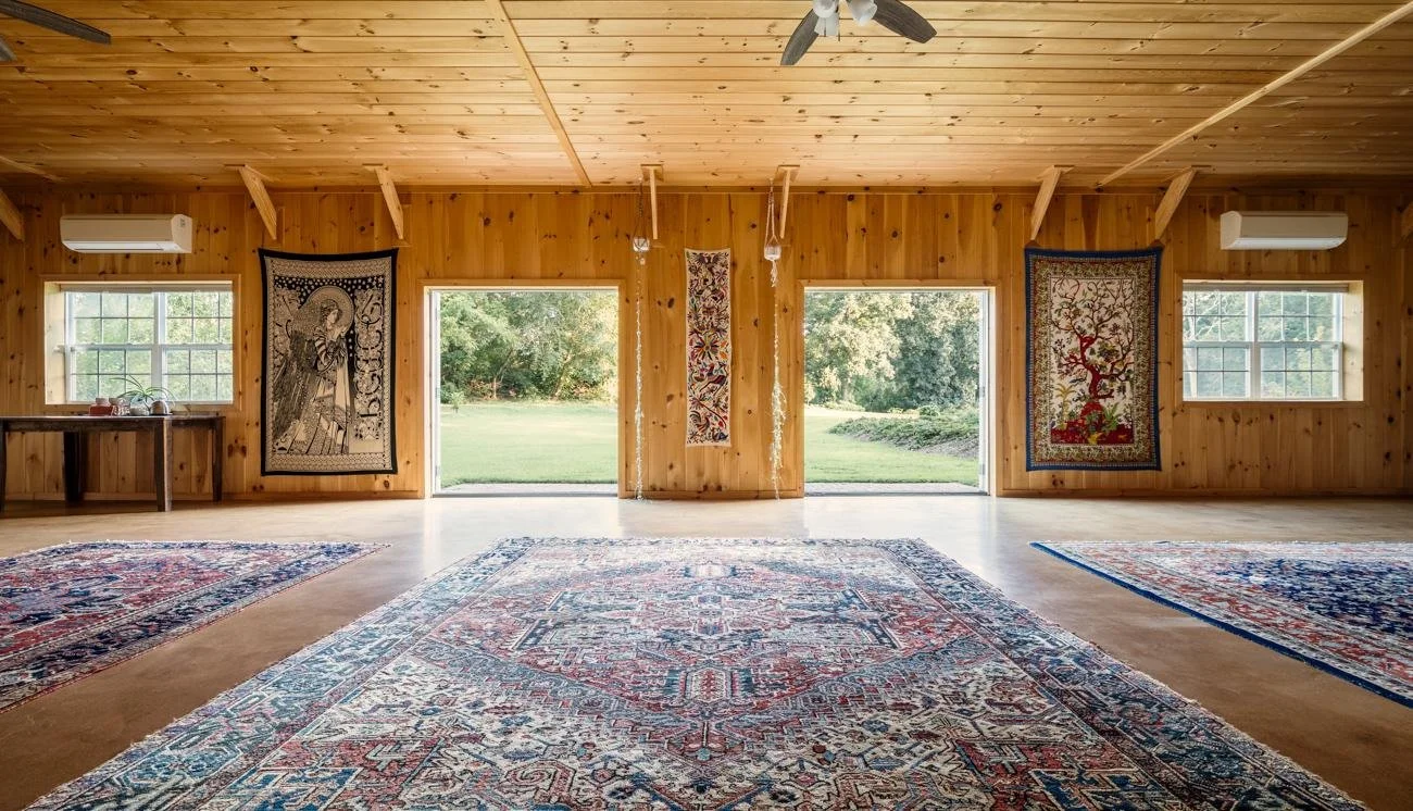 The Studio Honeys Farmhouse carpets (wecompress.com).jpg