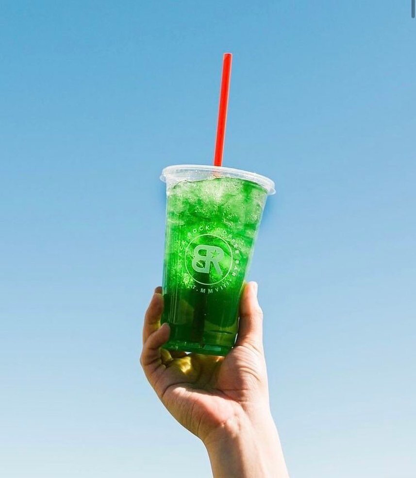 Grab your green this St. Patrick's Day with @blackrockatx&rsquo;s sub-lime fuel 💚🍀✅
.
.
.
@lantanaplace #lantanaplace #blackrockatx #austin #austintx #atx #atxlife #atxblogger #austinfood #stpattysday #green #greendrink #fueling #lime #limes #h