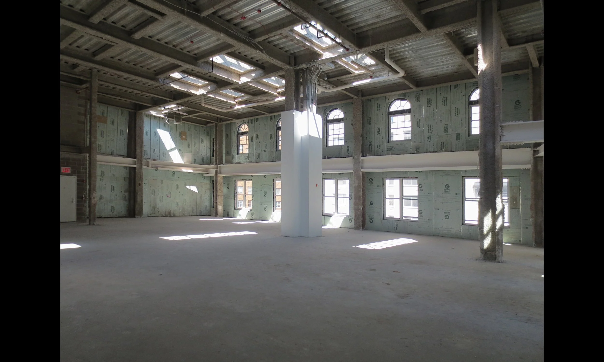 744Madison-LoroPiana-InteriorBEFORE.jpg