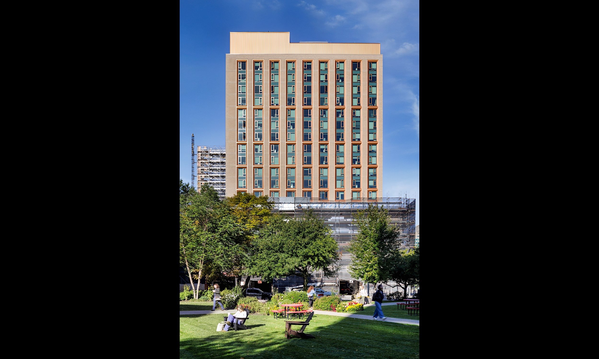WarrenTowers-Ext-07.jpg