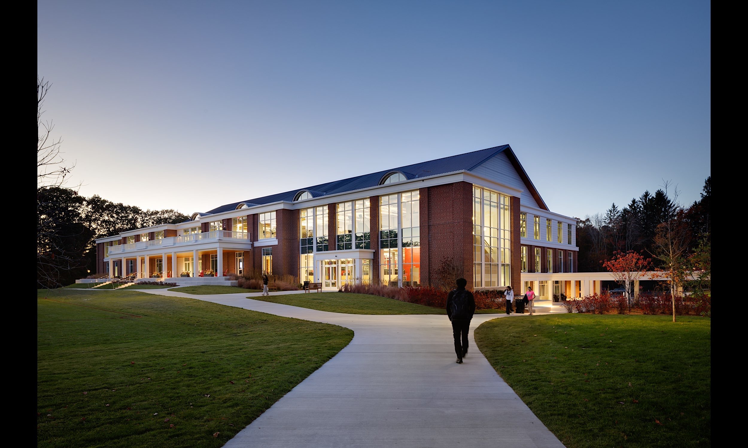 MiddlesexFieldHouse-05.jpg