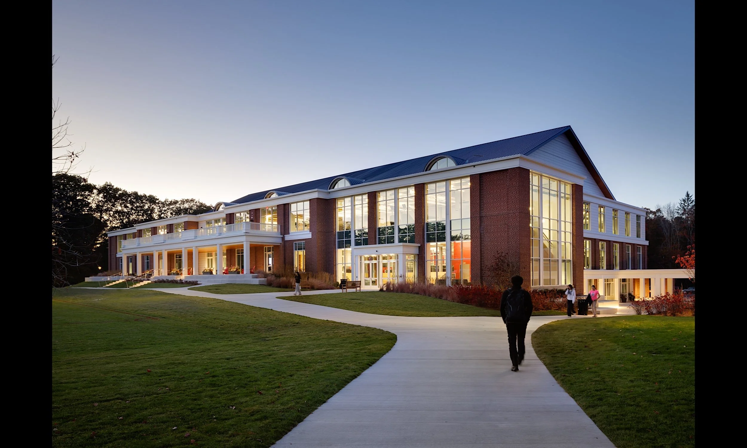 MiddlesexFieldHouse-05CROP.jpg