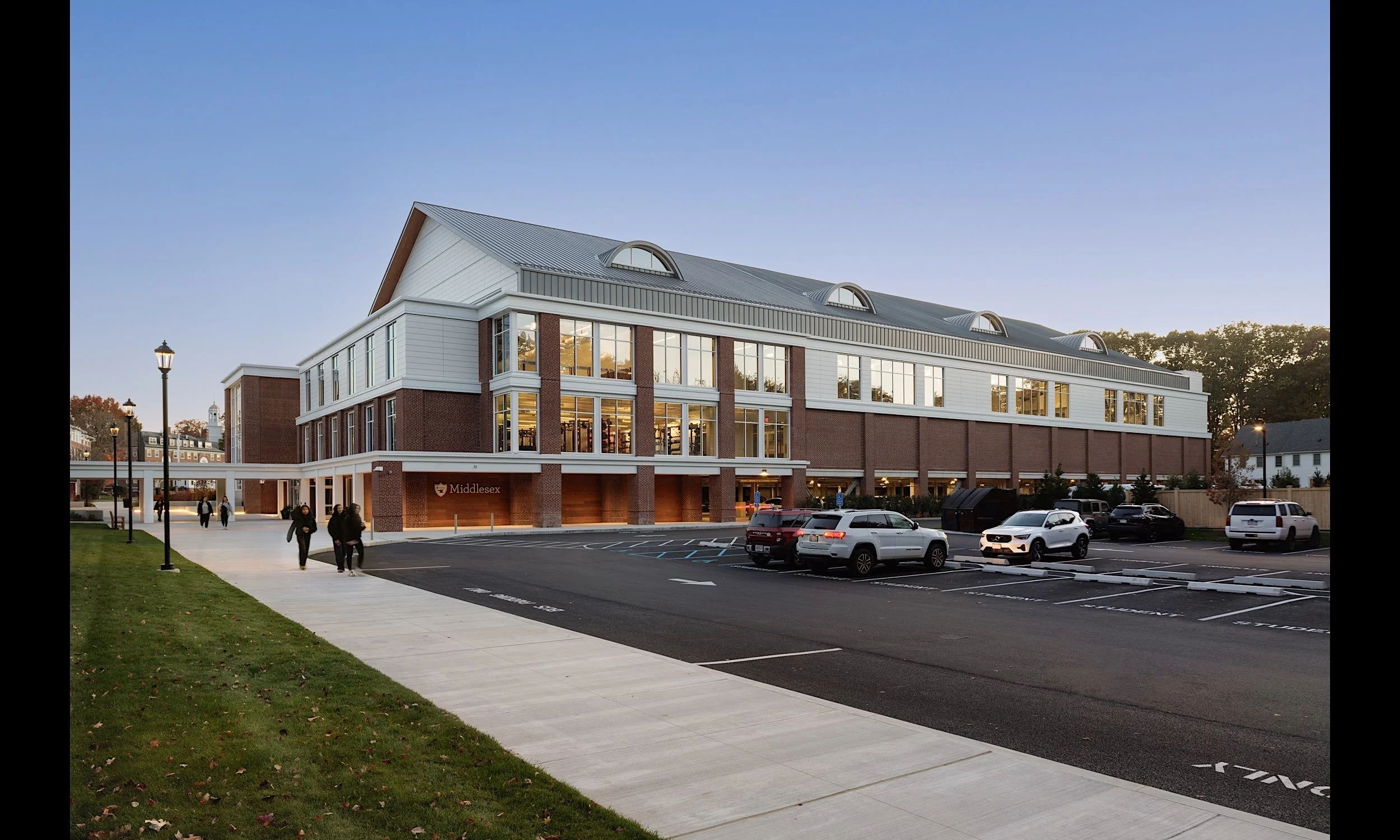 MiddlesexFieldHouse-08.jpg