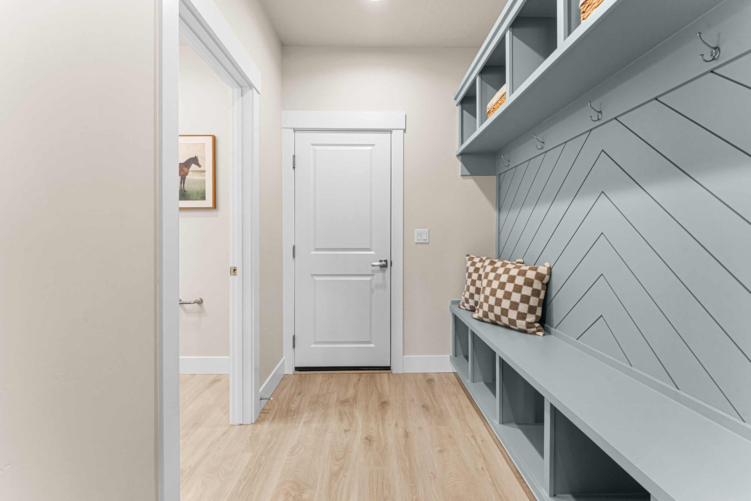 8078 Tandy Cove St-47.jpg