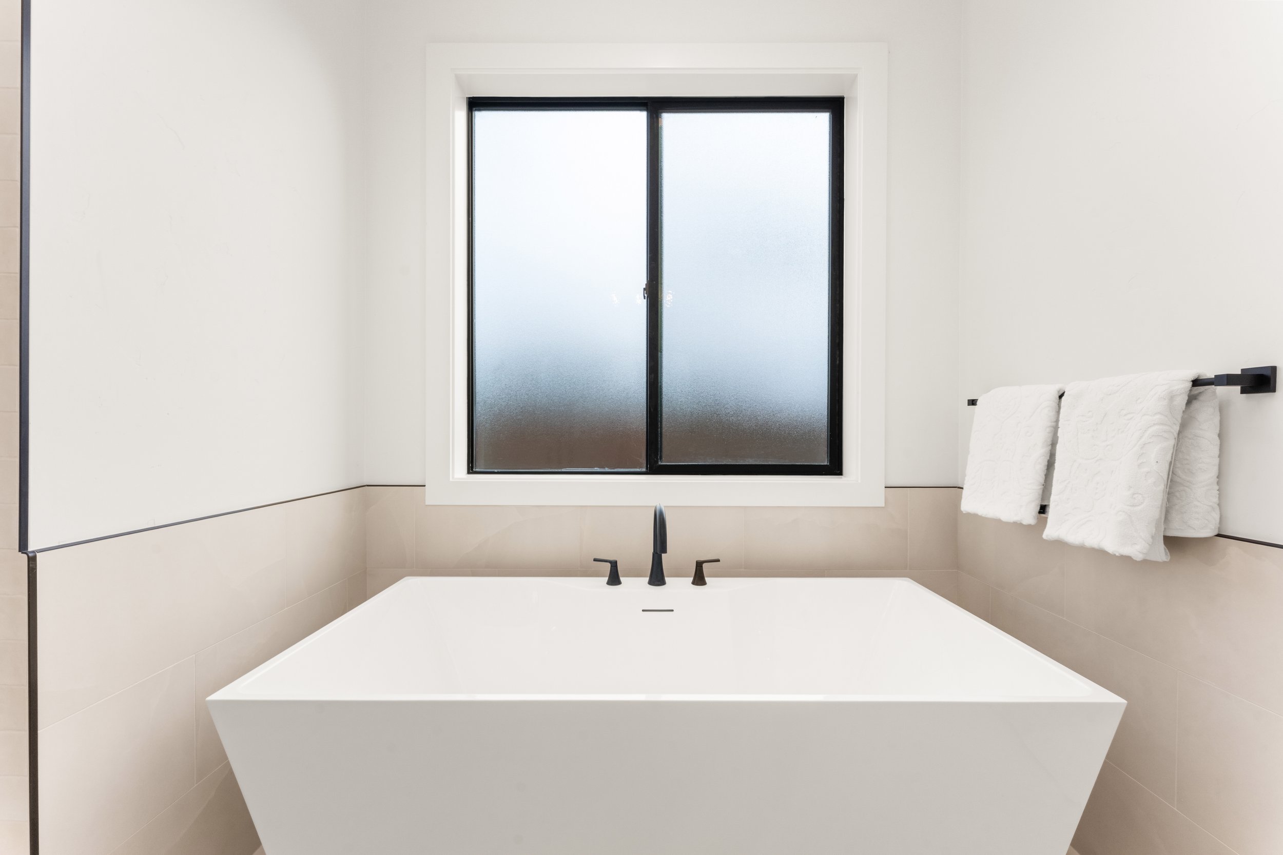 18_1049 Gracie-41.jpg