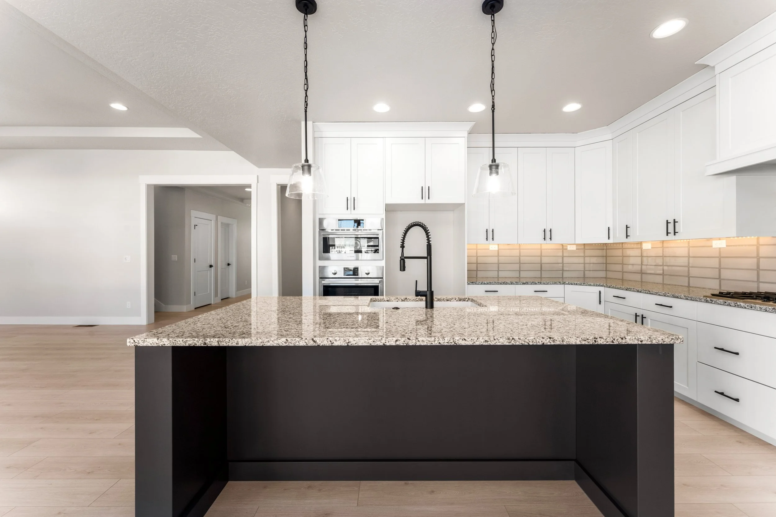 8084 Tandy Cove-25.jpg