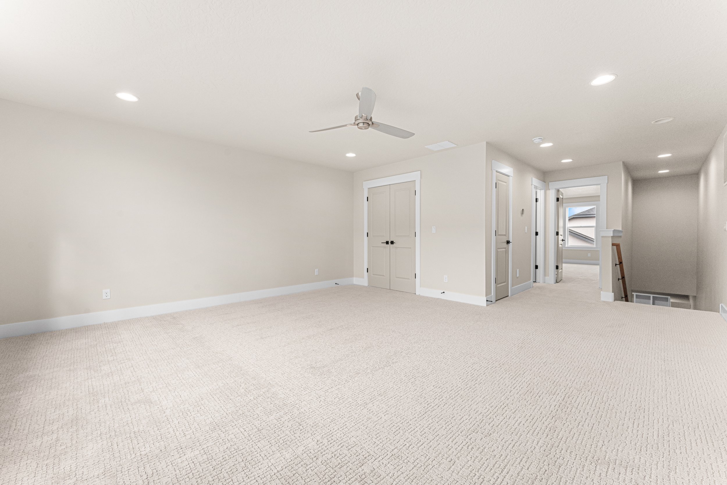 8082 Tandy Cove St-42.jpg