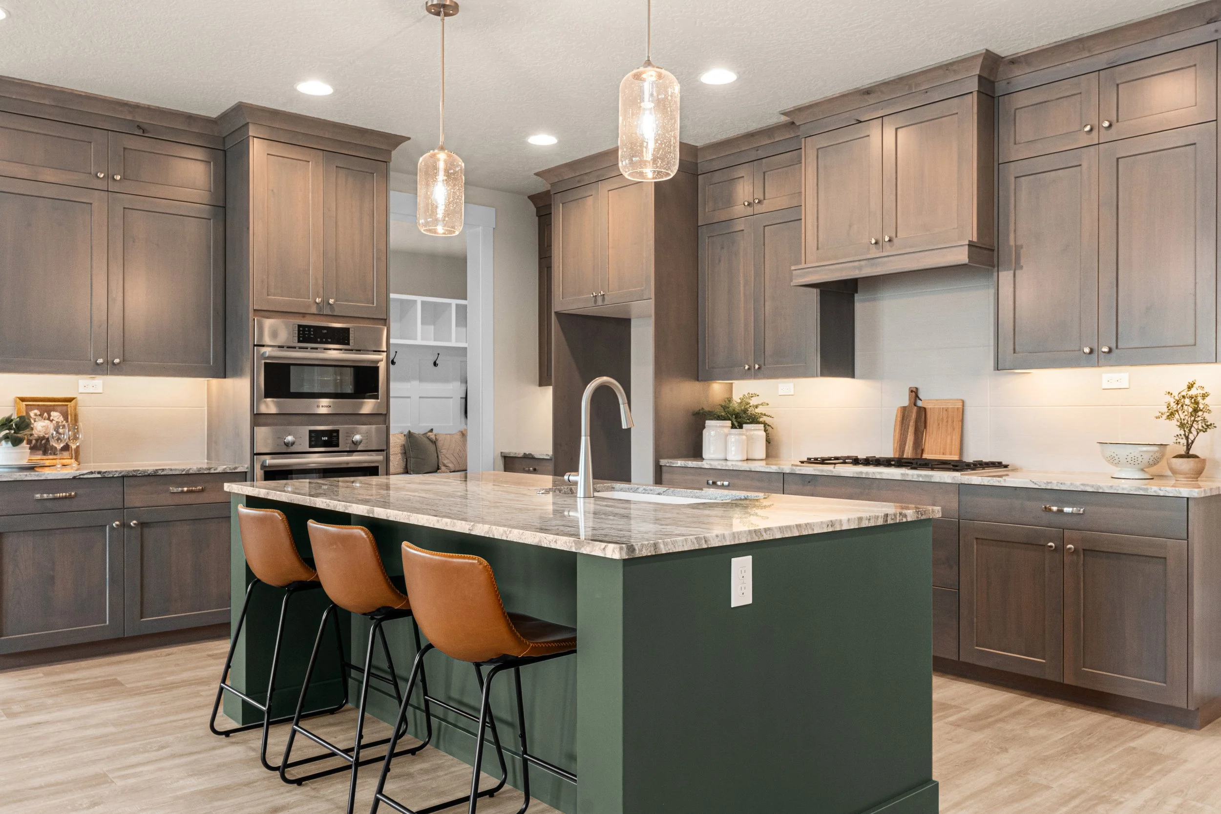 8082 Tandy Cove St-25.jpg