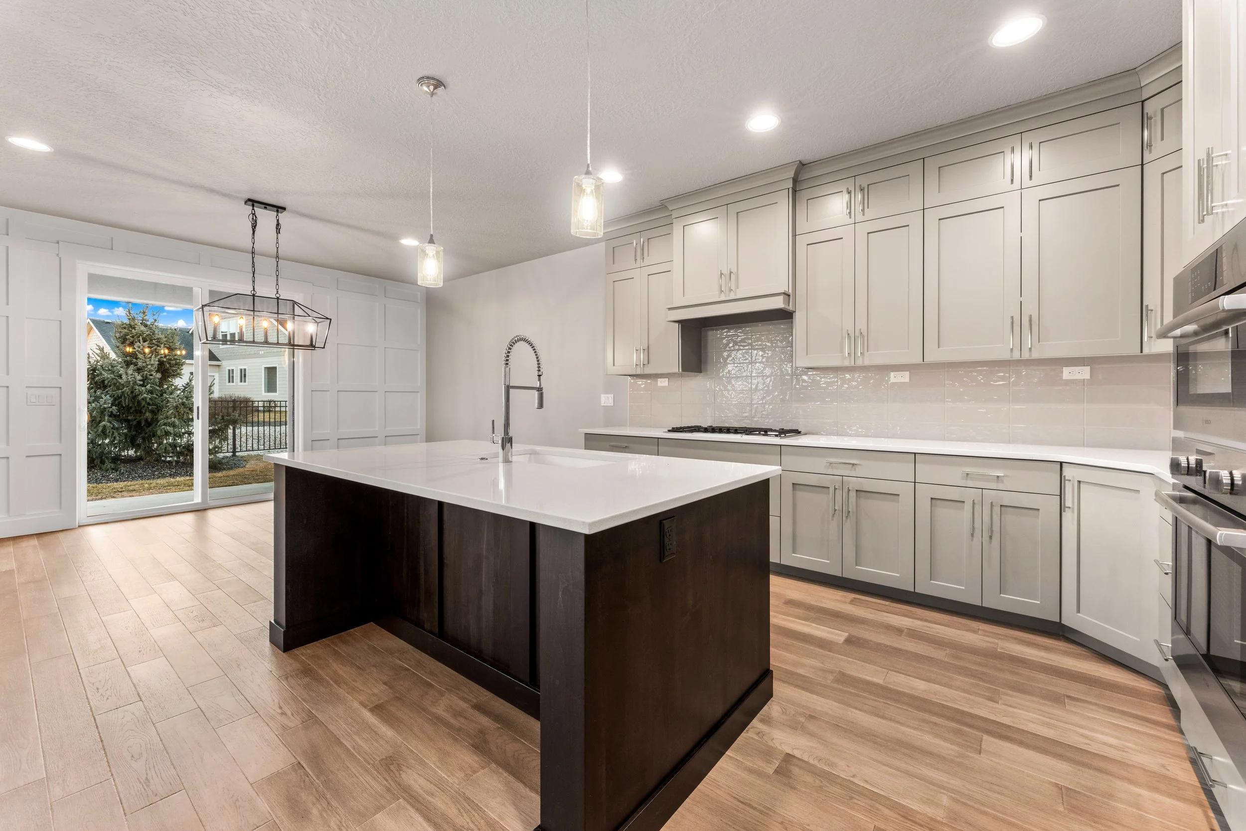 8179 Fountain Brook St-28.jpg