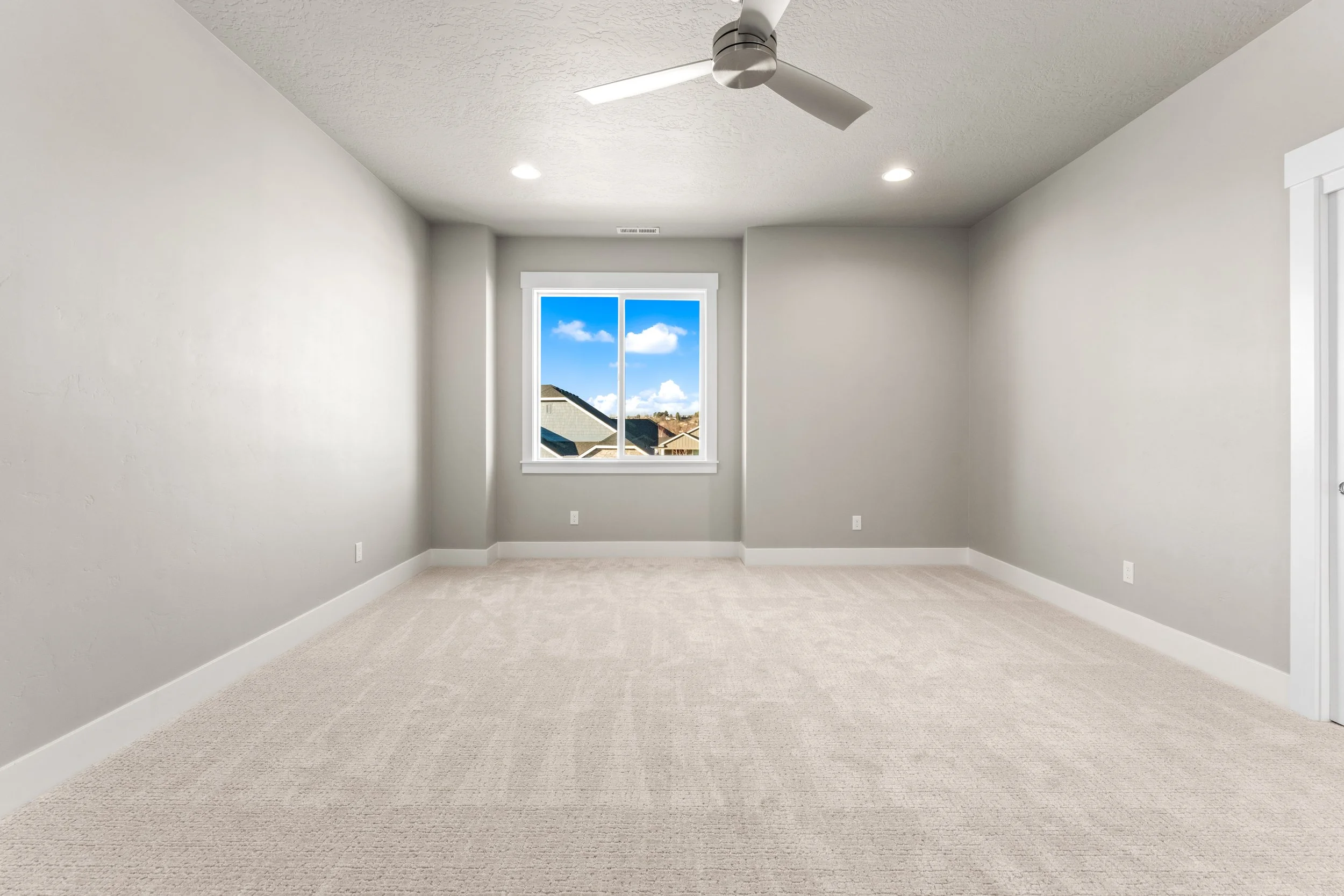 8081 Tandy Cove-37.jpg