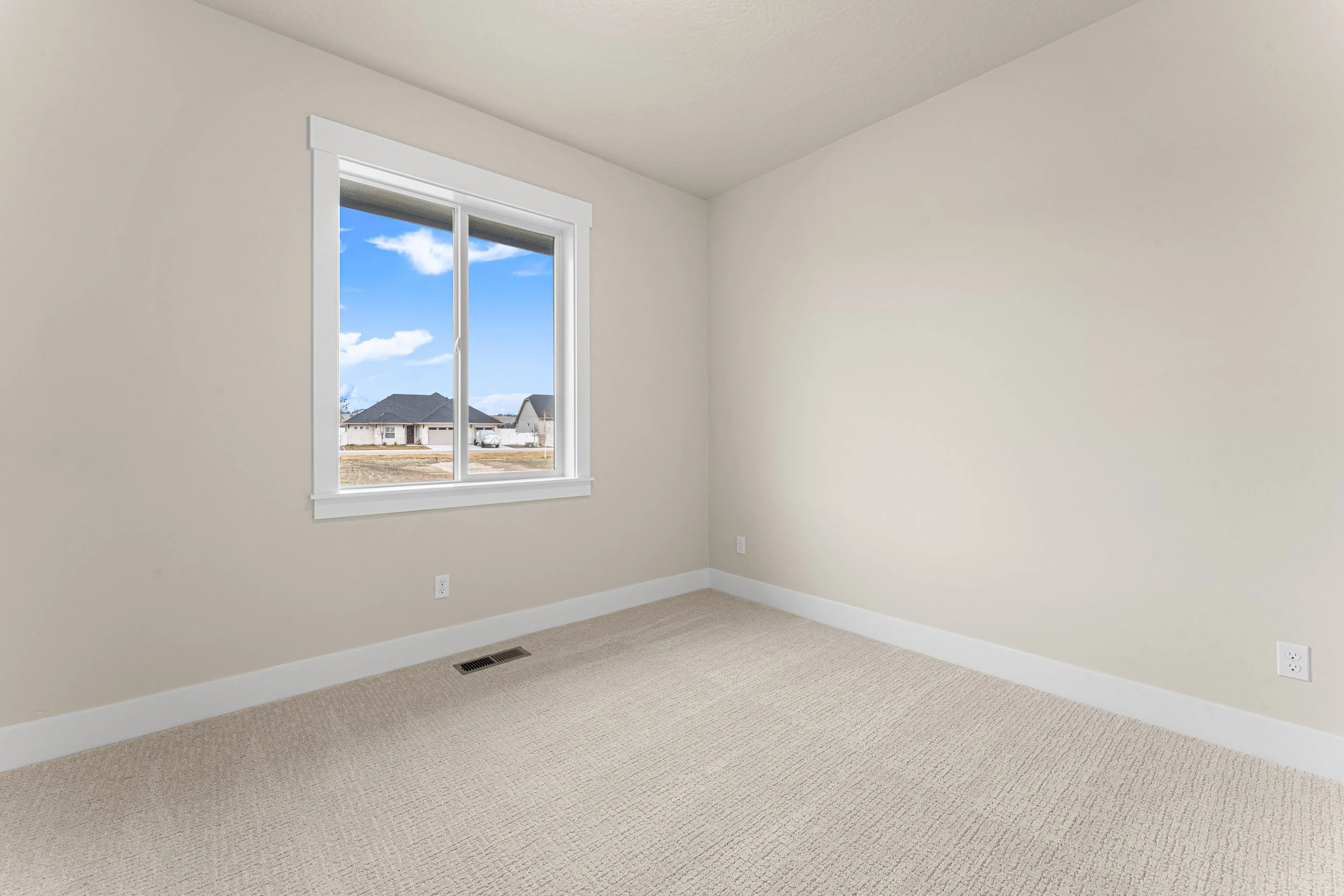 8078 Tandy Cove St-42.jpg