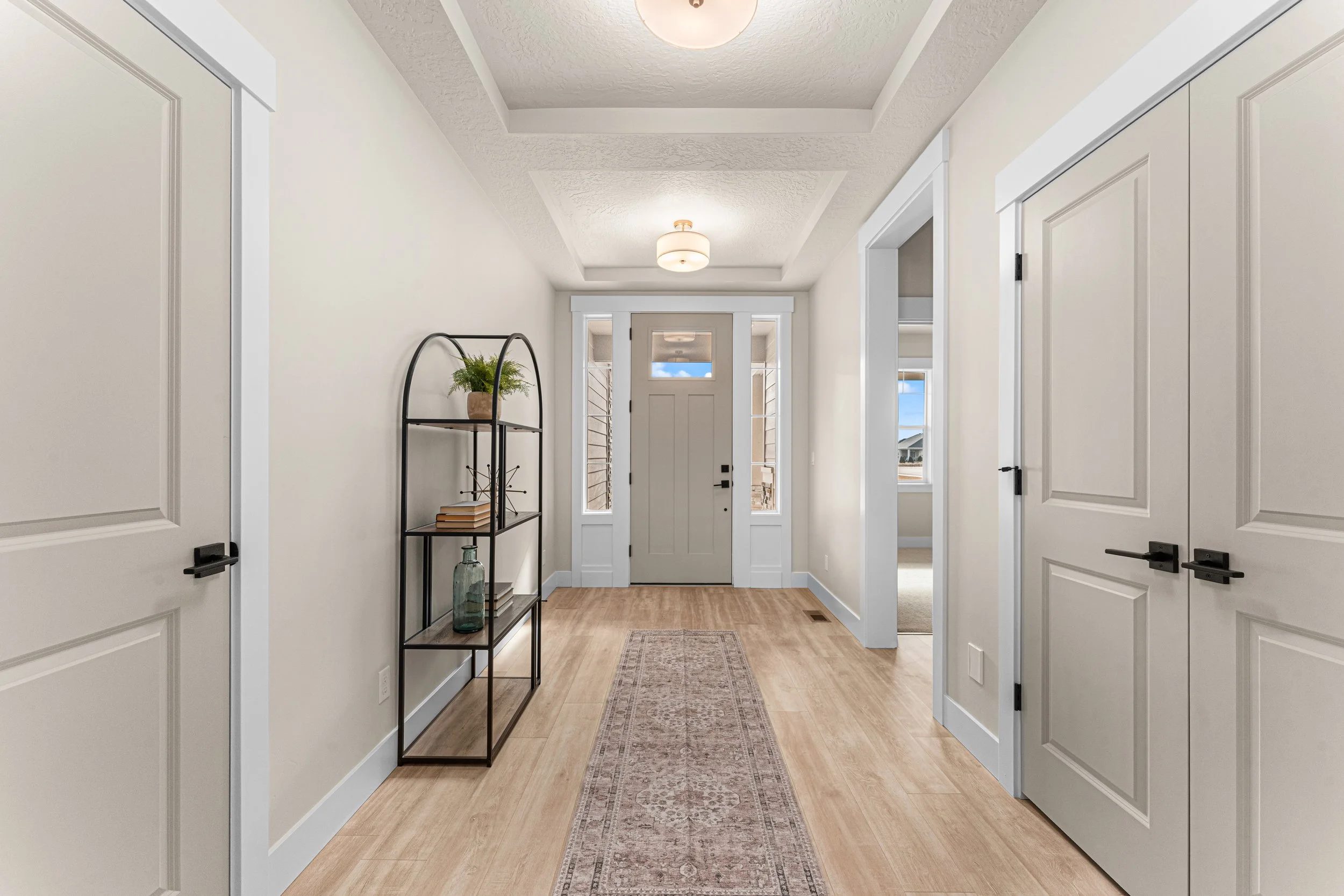 8082 Tandy Cove St-10.jpg