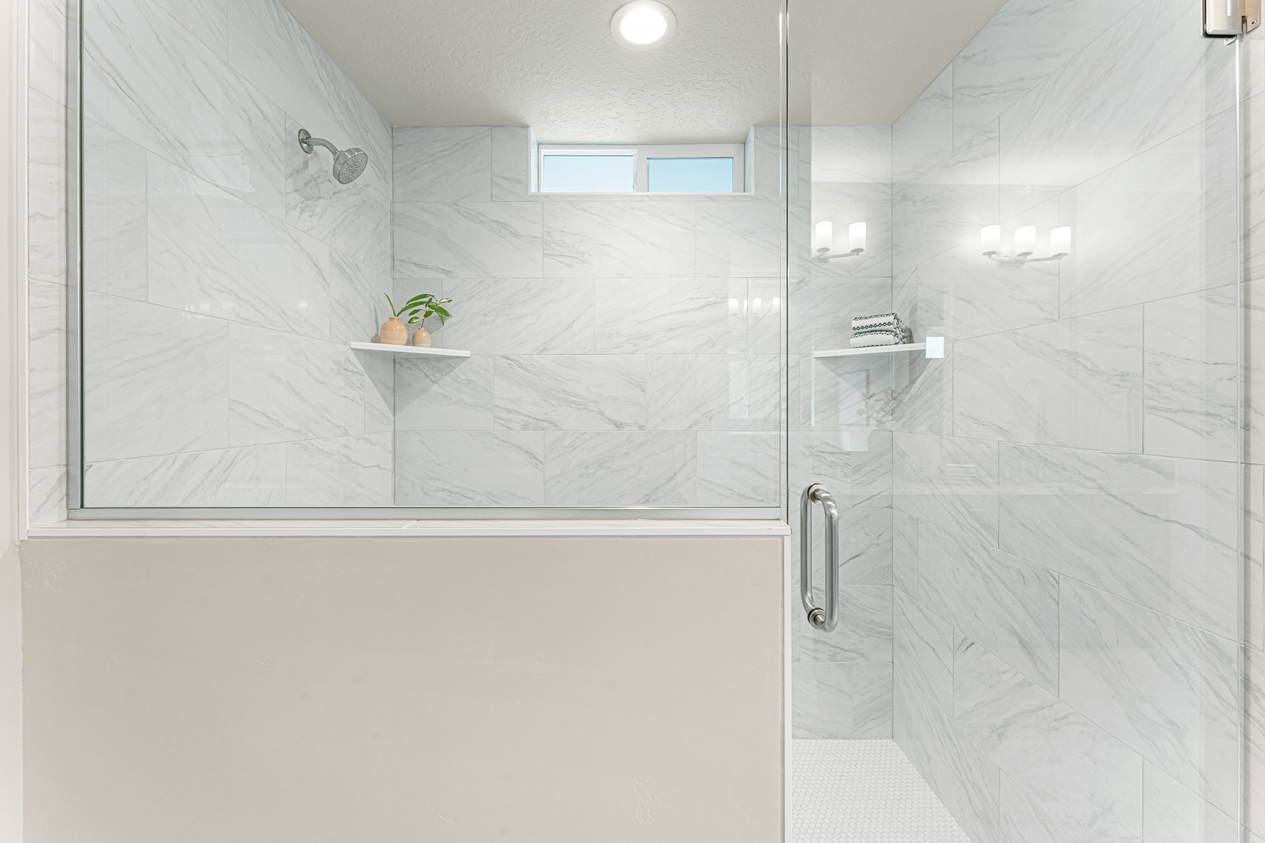 8078 Tandy Cove St-38.jpg